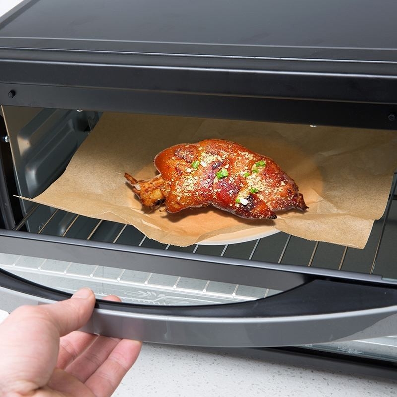 6.3 / 7.9 Inch Disposable Air Fryer Liners Oilproof High Temperature Resistance